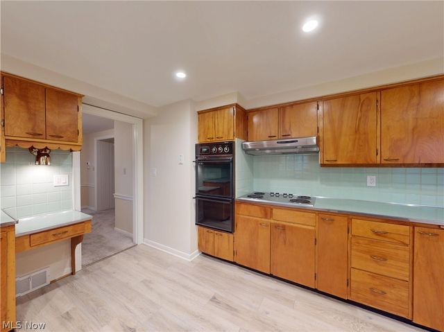 145 Overlook Road, Painesville Twp, OH 44077