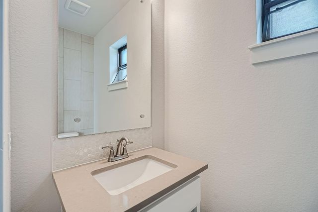 9025 Cattle Baron PATH, Austin, TX 78747