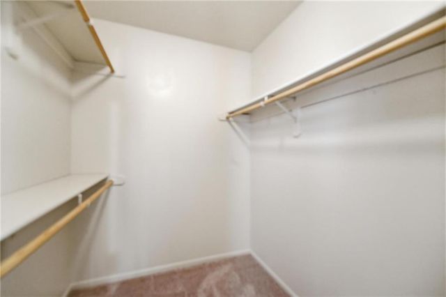 4142 NE Hampstead Drive, Lee's Summit, MO 64064