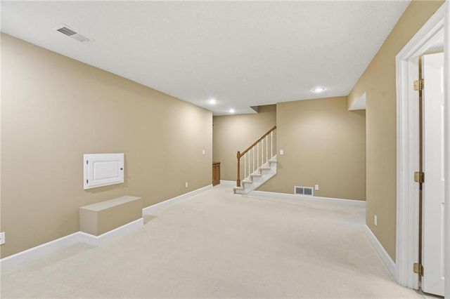 4142 NE Hampstead Drive, Lee's Summit, MO 64064