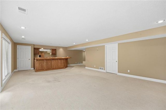 4142 NE Hampstead Drive, Lee's Summit, MO 64064