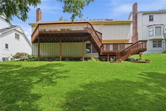 4142 NE Hampstead Drive, Lee's Summit, MO 64064