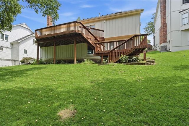 4142 NE Hampstead Drive, Lee's Summit, MO 64064