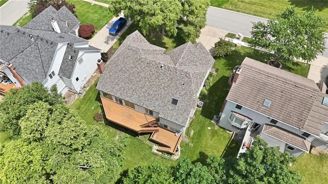 4142 NE Hampstead Drive, Lee's Summit, MO 64064
