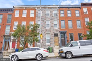 1725 HOLLINS ST, Baltimore, MD 21223