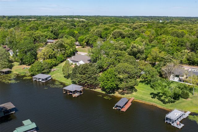 5486 Bayshore Drive, Athens, TX 75752