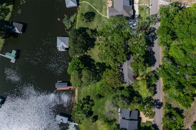 5486 Bayshore Drive, Athens, TX 75752