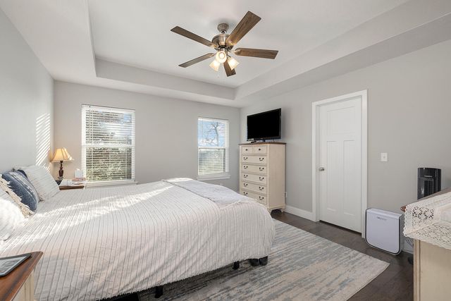 812 E Sugarmill Road, Ozark, MO 65721