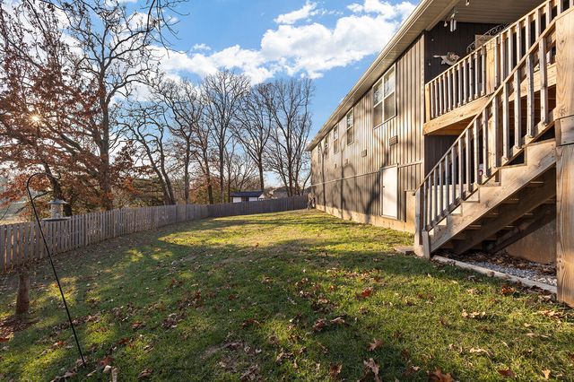 812 E Sugarmill Road, Ozark, MO 65721