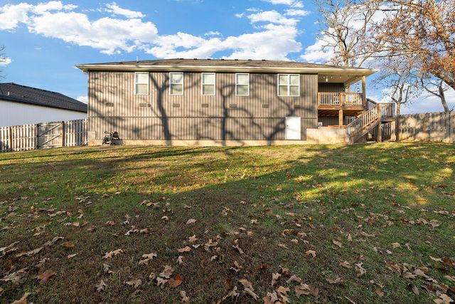 812 E Sugarmill Road, Ozark, MO 65721