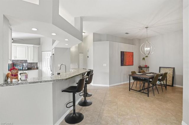 6829 Satinleaf RD S 204, Naples, FL 34109