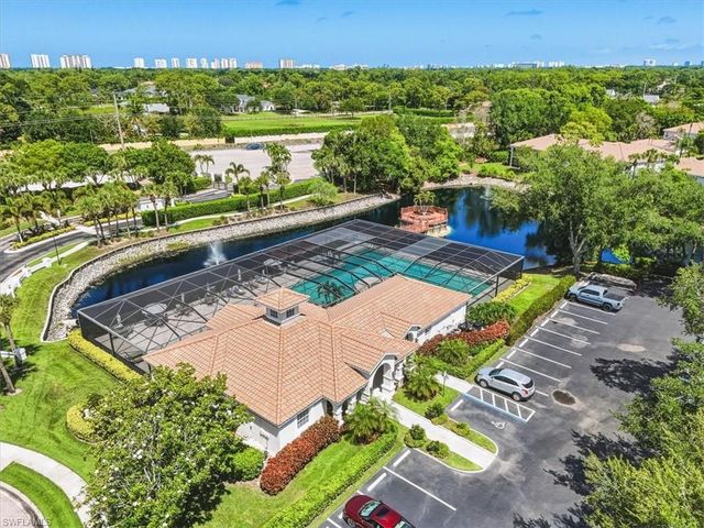 6829 Satinleaf RD S 204, Naples, FL 34109