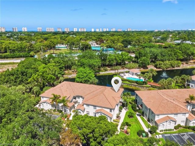 6829 Satinleaf RD S 204, Naples, FL 34109