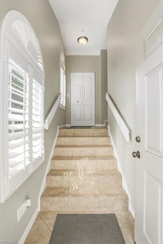 6829 Satinleaf RD S 204, Naples, FL 34109