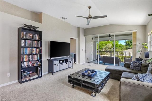 6829 Satinleaf RD S 204, Naples, FL 34109
