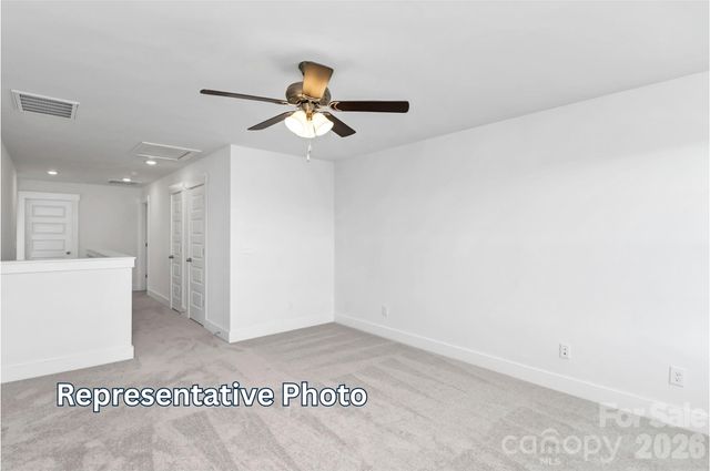 13122 Foxberry Road, Charlotte, NC 28213