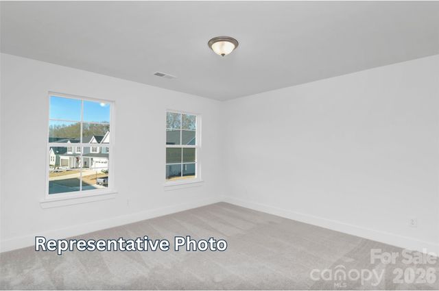 13122 Foxberry Road, Charlotte, NC 28213