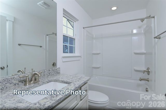 13122 Foxberry Road, Charlotte, NC 28213