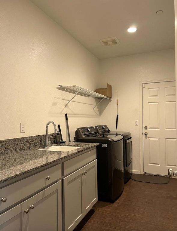 Image 20 of property listing at 4542 N Casey Avenue, Fresno, CA 93723