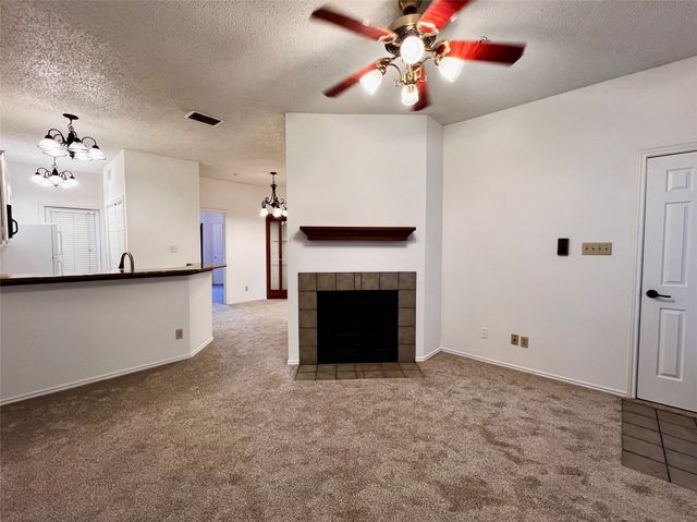 4800 W Lovers Lane 112, Dallas, TX 75209