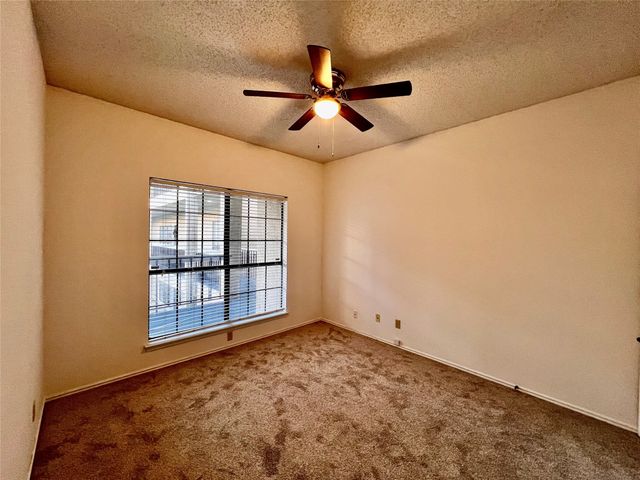 4800 W Lovers Lane 112, Dallas, TX 75209