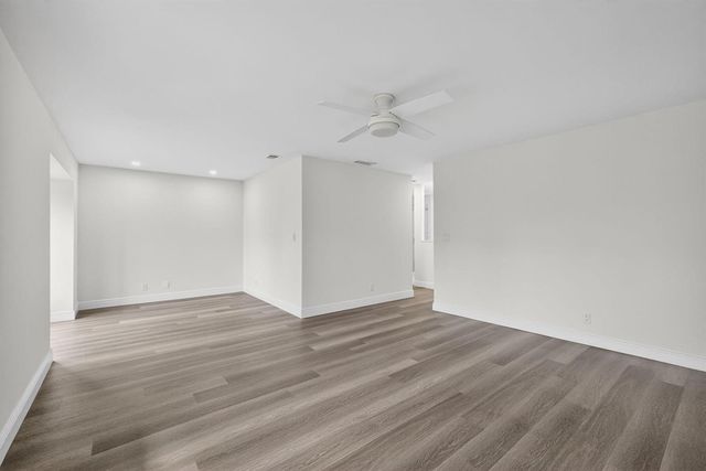 2104 Fairway Drive S, Jupiter, FL 33477