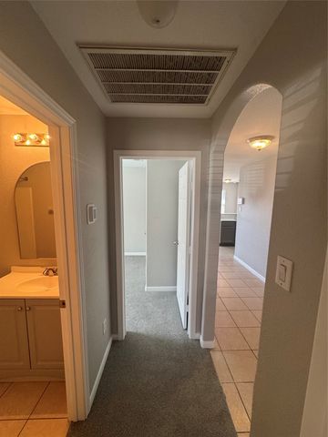 601 Hidden Dale Drive, Fort Worth, TX 76140