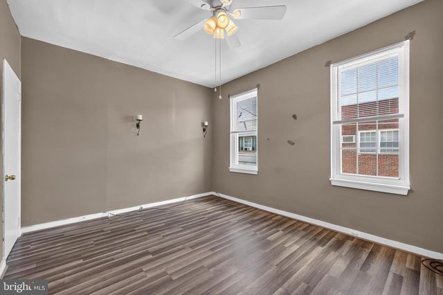 2336 S CHADWICK ST, Philadelphia, PA 19145