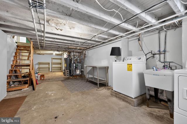 2336 S CHADWICK ST, Philadelphia, PA 19145