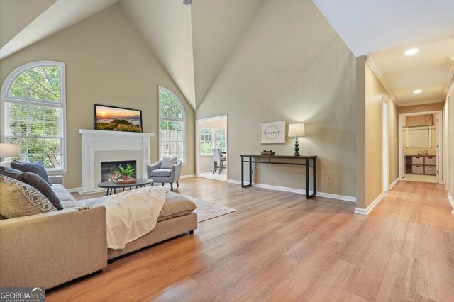 2564 Chestea Drive NE, Marietta, GA 30066