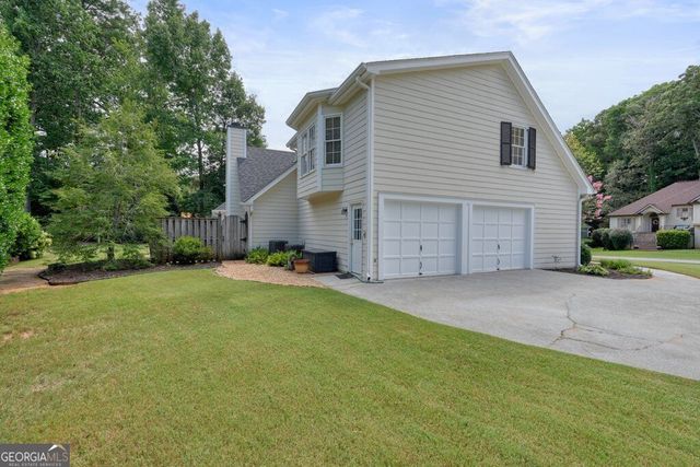 2564 Chestea Drive NE, Marietta, GA 30066