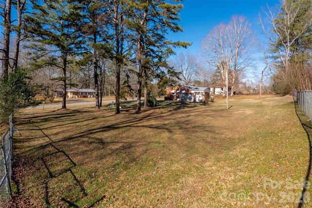 1631 Lincoln Drive, Shelby, NC 28152
