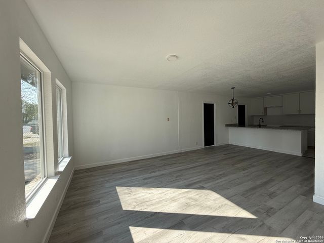 2227 HICKS, San Antonio, TX 78210