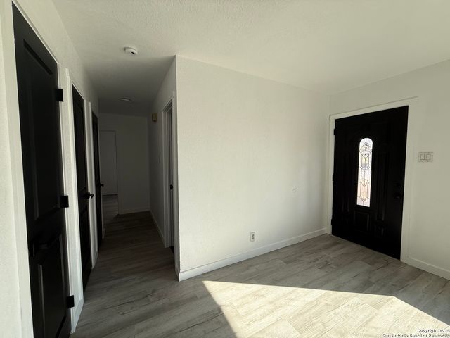 2227 HICKS, San Antonio, TX 78210