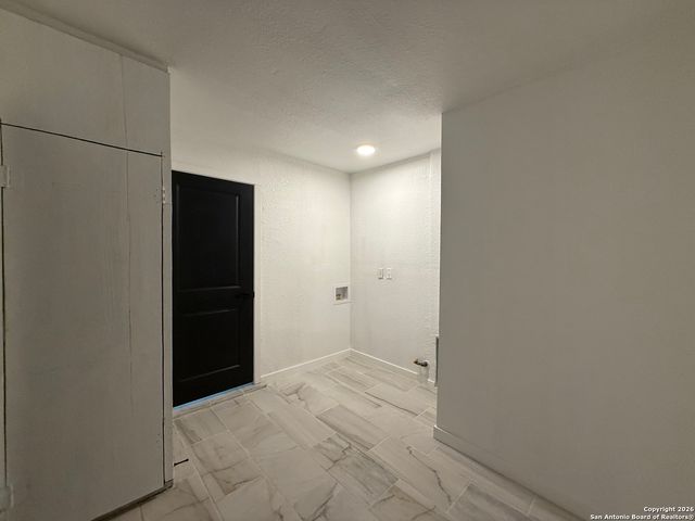 2227 HICKS, San Antonio, TX 78210