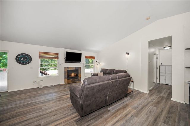 18911 E Baldwin Ln, Spokane Valley, WA 99016