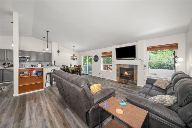 18911 E Baldwin Ln, Spokane Valley, WA 99016