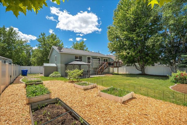 18911 E Baldwin Ln, Spokane Valley, WA 99016