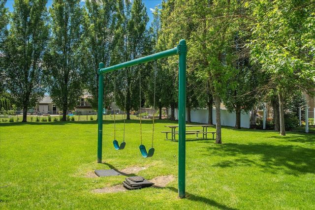 18911 E Baldwin Ln, Spokane Valley, WA 99016