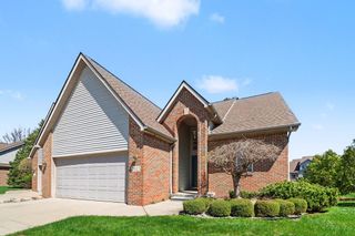 2023 Golfcrest Drive 5, Davison Twp, MI 48423