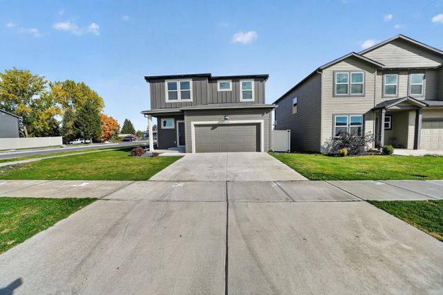 12126 N Greene St, Mead, WA 99021