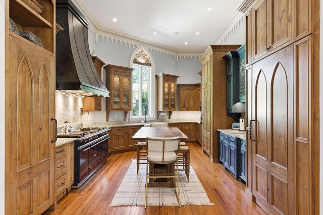 174 N Shelmore Boulevard, Mount Pleasant, SC 29464