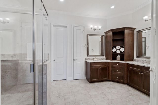 19 Silver Rock Drive, Tomball, TX 77375