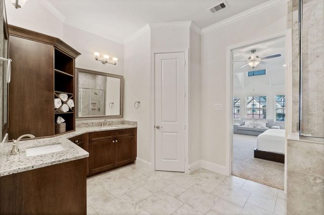 19 Silver Rock Drive, Tomball, TX 77375