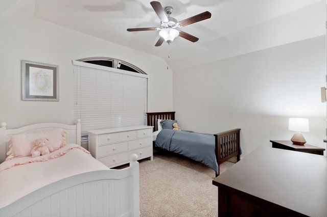 19 Silver Rock Drive, Tomball, TX 77375
