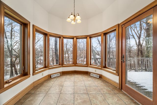 298 NIAGARA POINTE Drive, Erie, PA 16507