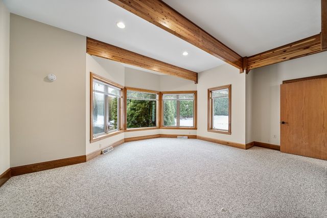 298 NIAGARA POINTE Drive, Erie, PA 16507