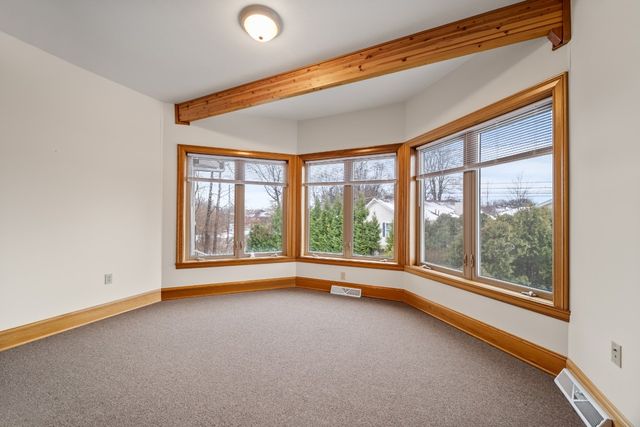 298 NIAGARA POINTE Drive, Erie, PA 16507