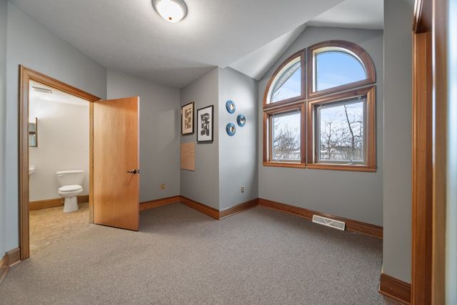 298 NIAGARA POINTE Drive, Erie, PA 16507