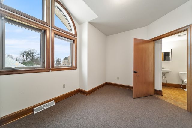 298 NIAGARA POINTE Drive, Erie, PA 16507